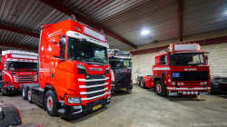 20260329-Tom-Holding-00326